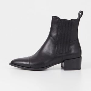 VAGABOND LEATHER BOOTS